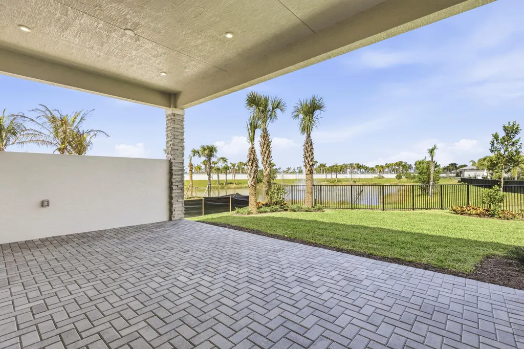 13921 Vivant Drive Palm Beach Gardens FL 33412