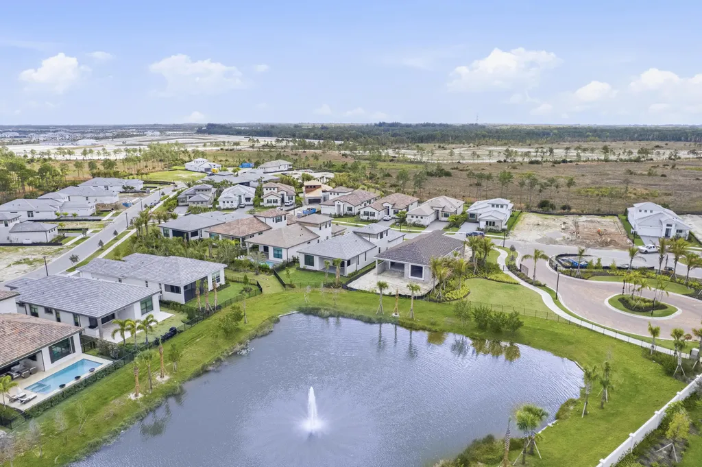 13921 Vivant Drive Palm Beach Gardens FL 33412