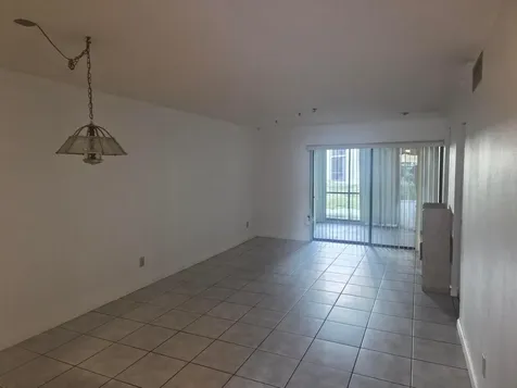 3252 Foxcroft Road Miramar FL 33025