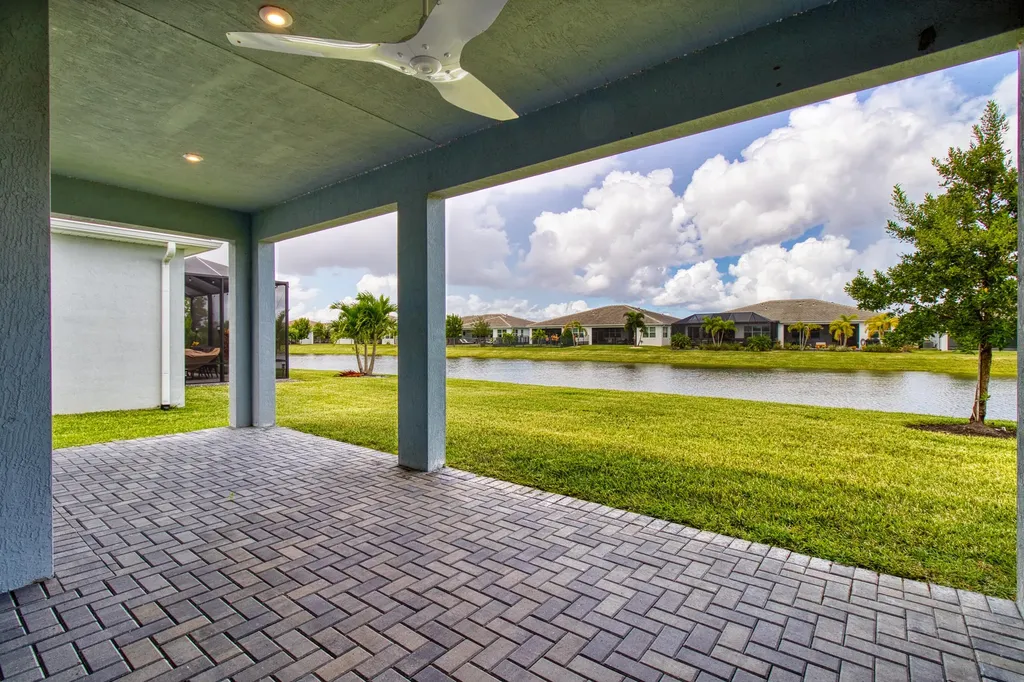 10407 SW Aquila Way Port St Lucie FL 34987