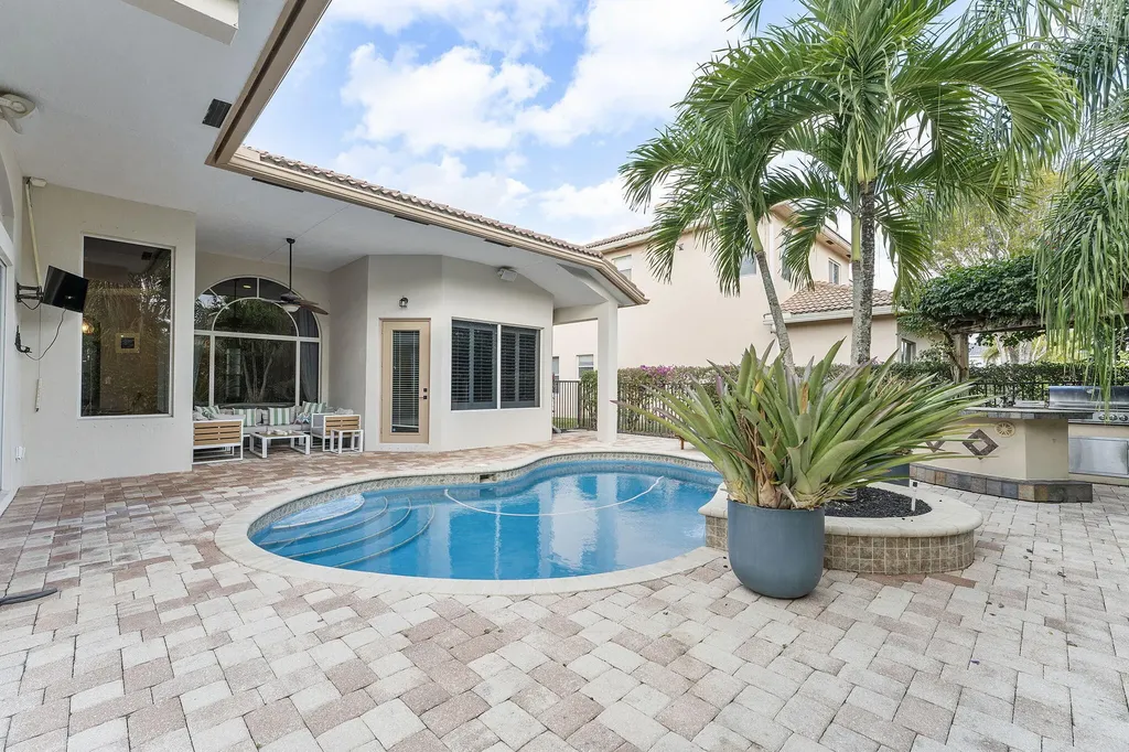2903 Fontana Lane Royal Palm Beach FL 33411