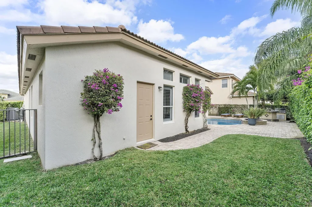 2903 Fontana Lane Royal Palm Beach FL 33411