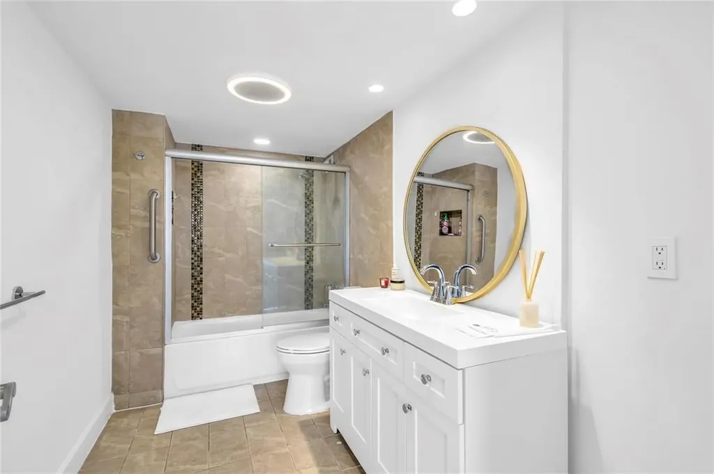 2750 NE 183rd Street Aventura FL 33160