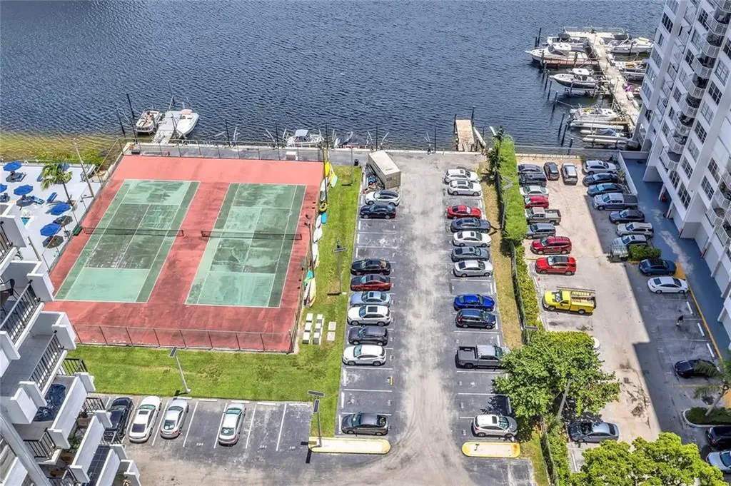 2750 NE 183rd Street Aventura FL 33160