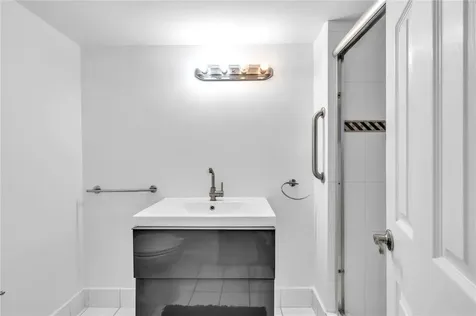 2750 NE 183rd Street Aventura FL 33160