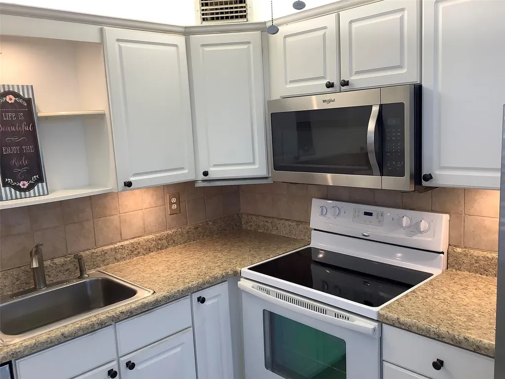 70 Normandy B Delray Beach FL 33484