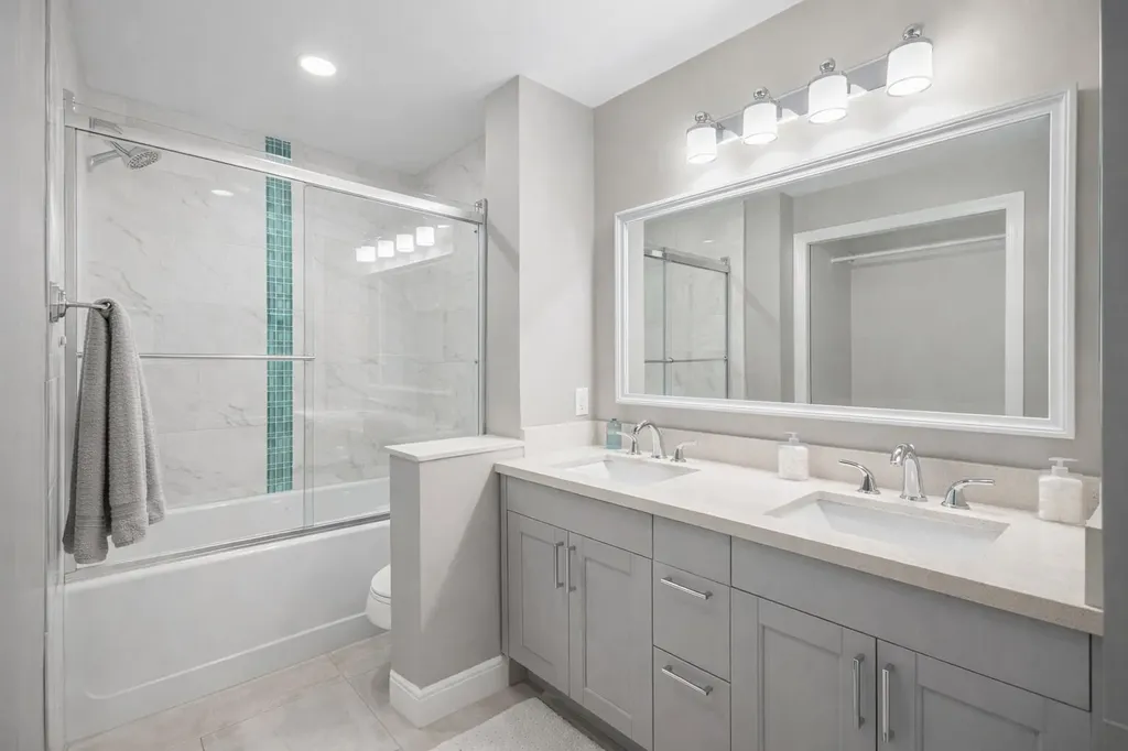 312 Liberty Court Deerfield Beach FL 33442