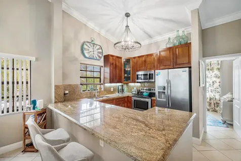 312 Liberty Court Deerfield Beach FL 33442