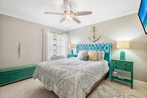 312 Liberty Court Deerfield Beach FL 33442