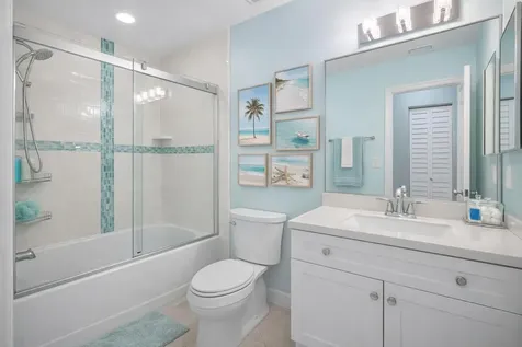 312 Liberty Court Deerfield Beach FL 33442