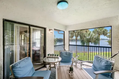 312 Liberty Court Deerfield Beach FL 33442