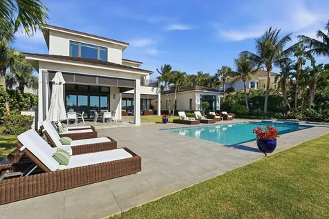 825 W Oyster Lane Lantana FL 33462
