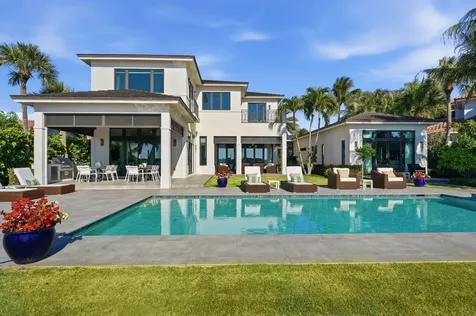825 W Oyster Lane Lantana FL 33462