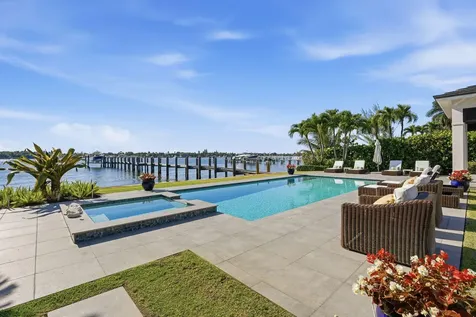 825 W Oyster Lane Lantana FL 33462