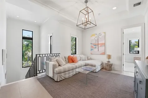 825 W Oyster Lane Lantana FL 33462