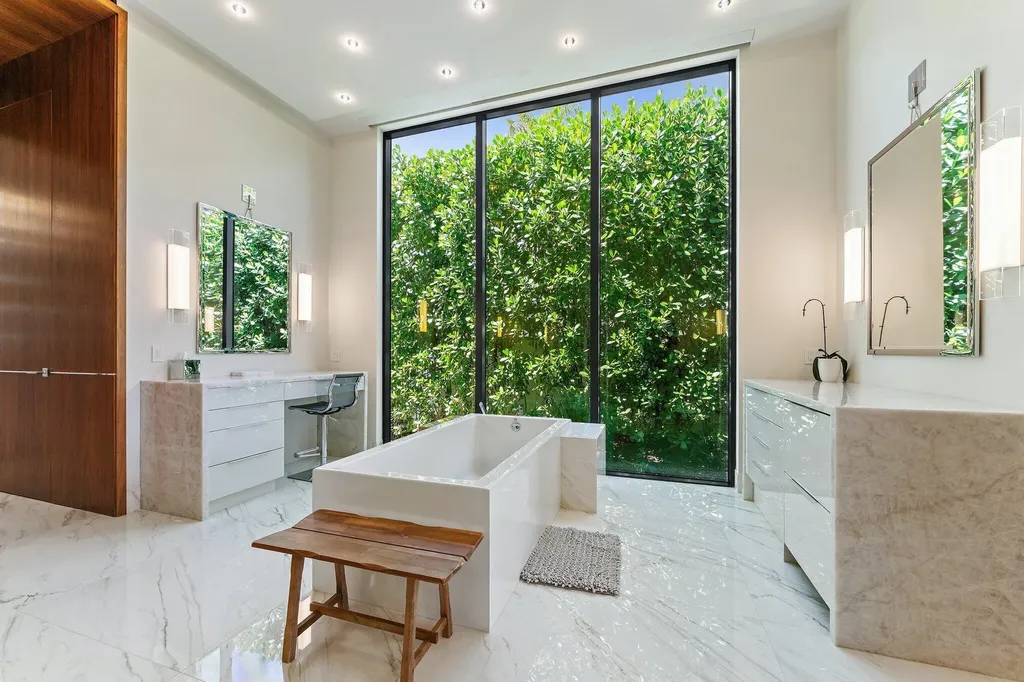 160 Spyglass Lane Jupiter FL 33477