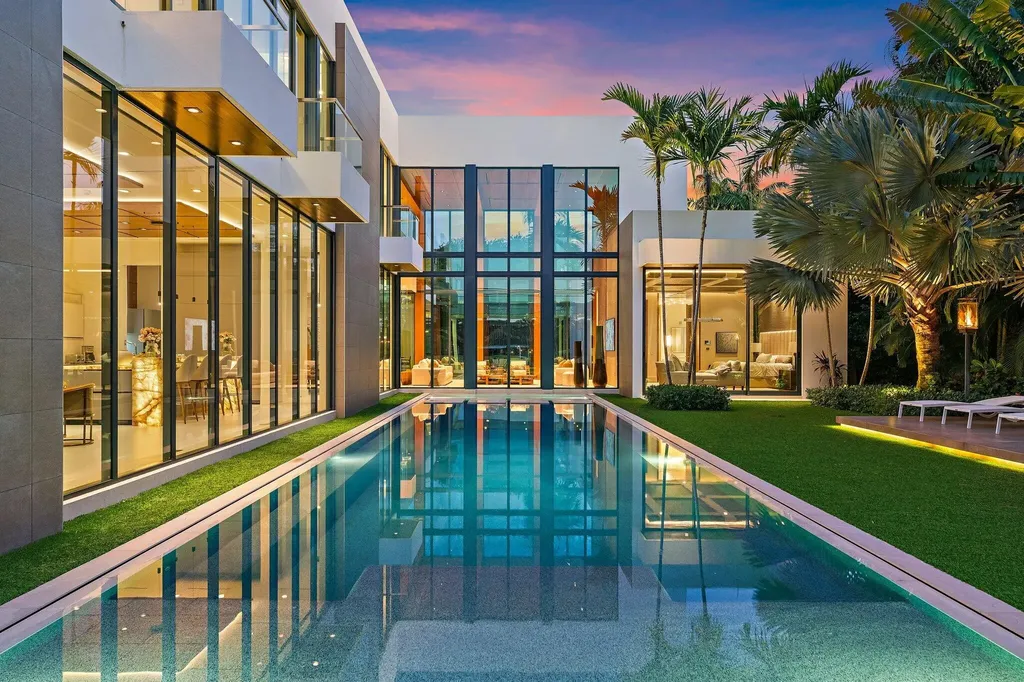 160 Spyglass Lane Jupiter FL 33477