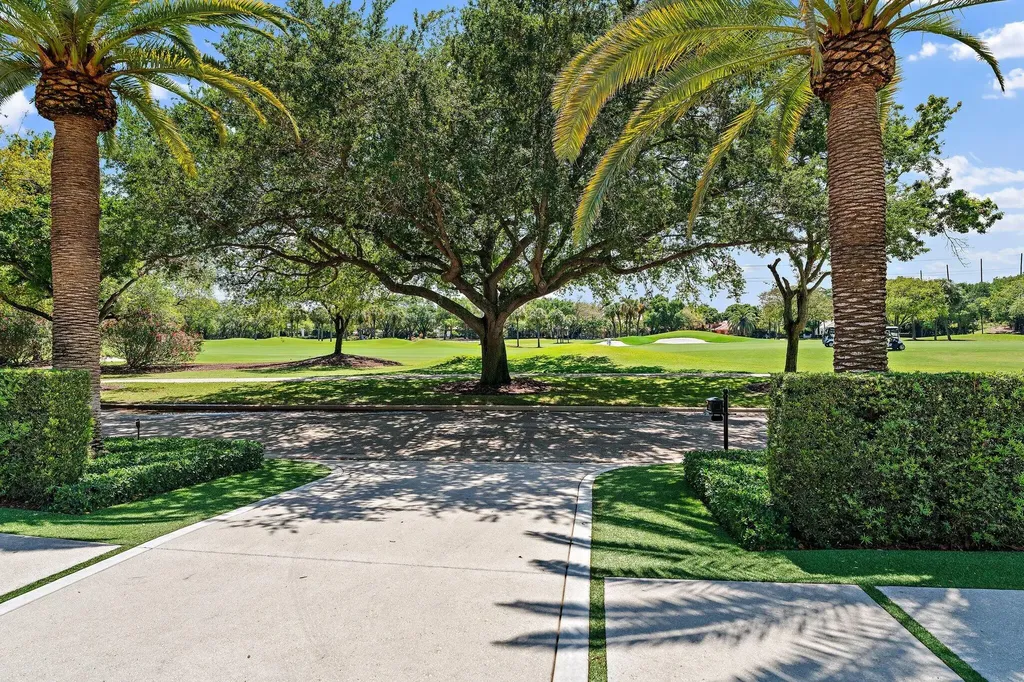 160 Spyglass Lane Jupiter FL 33477