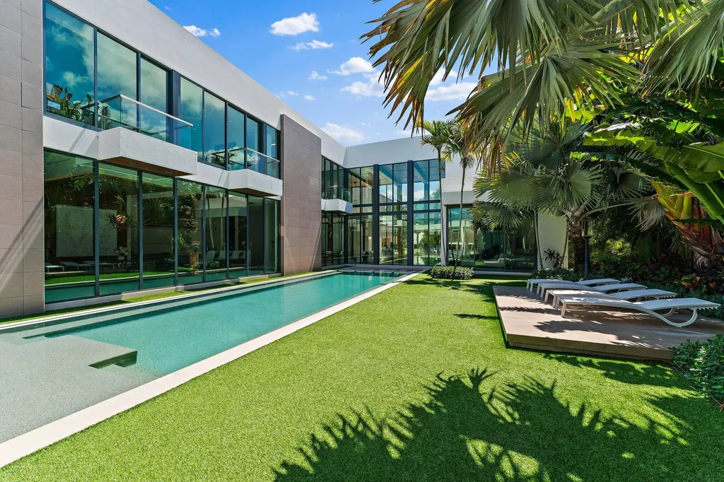 160 Spyglass Lane Jupiter FL 33477