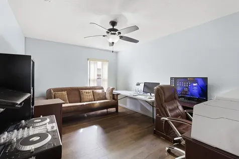 6690 NW Pinson Court Port St Lucie FL 34983