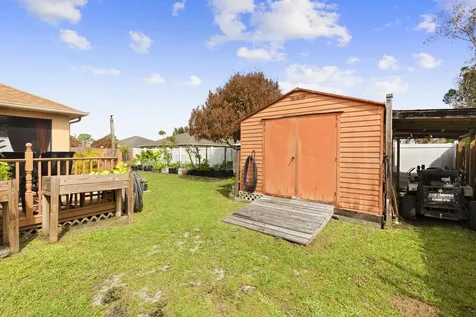 6690 NW Pinson Court Port St Lucie FL 34983