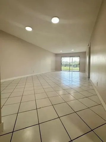 6080 NW 44th Street Lauderhill FL 33319