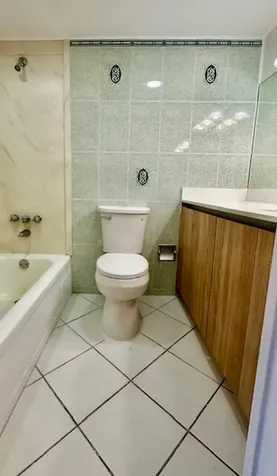 6080 NW 44th Street Lauderhill FL 33319
