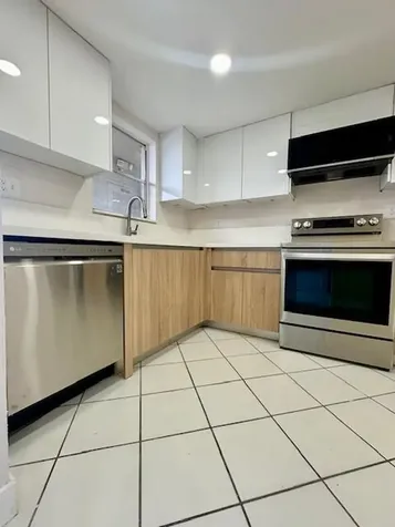 6080 NW 44th Street Lauderhill FL 33319