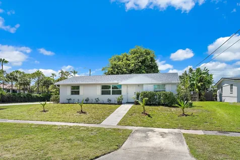 12015 Colony Avenue Palm Beach Gardens FL 33410