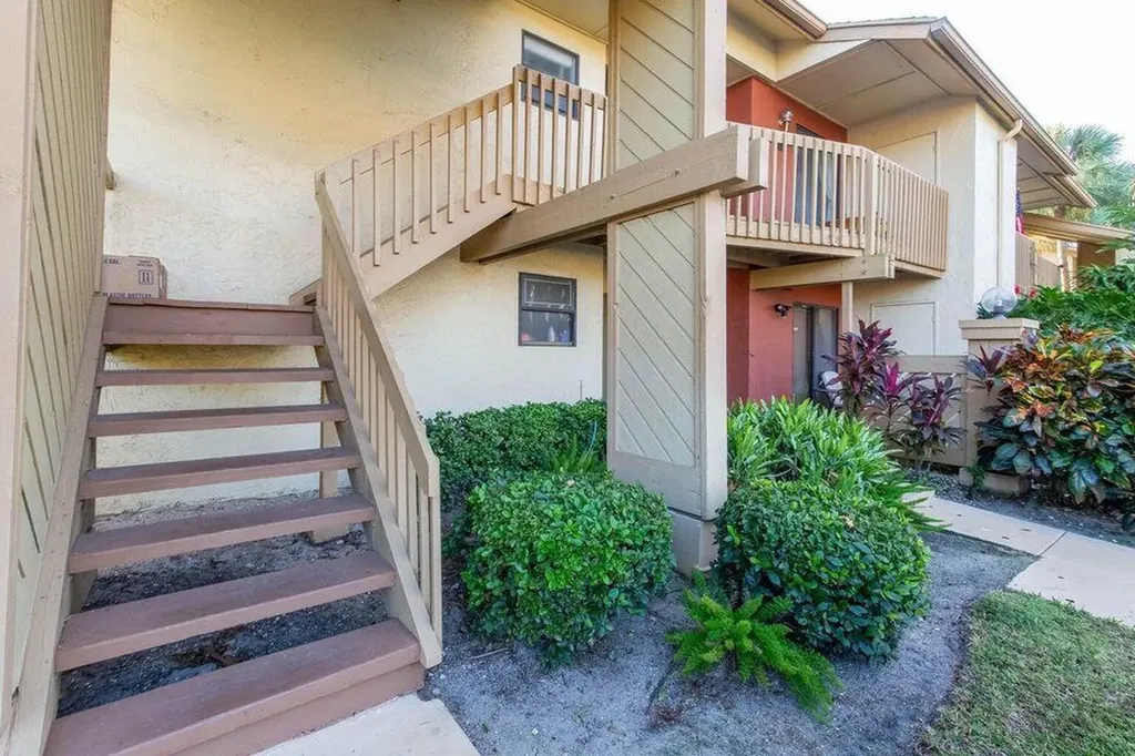 13045 Albright Court Wellington FL 33414