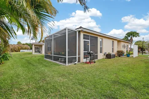 9724 SW Eastbrook Circle Port St Lucie FL 34987