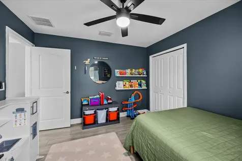 621 SE Prineville Street Port St Lucie FL 34983