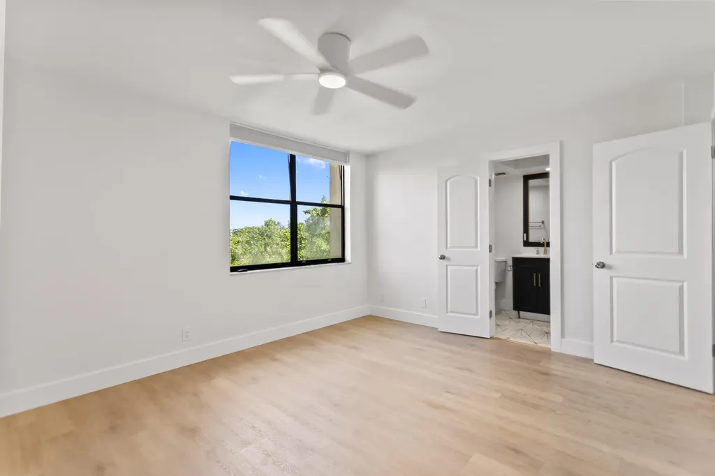 955 Egret Circle Delray Beach FL 33444
