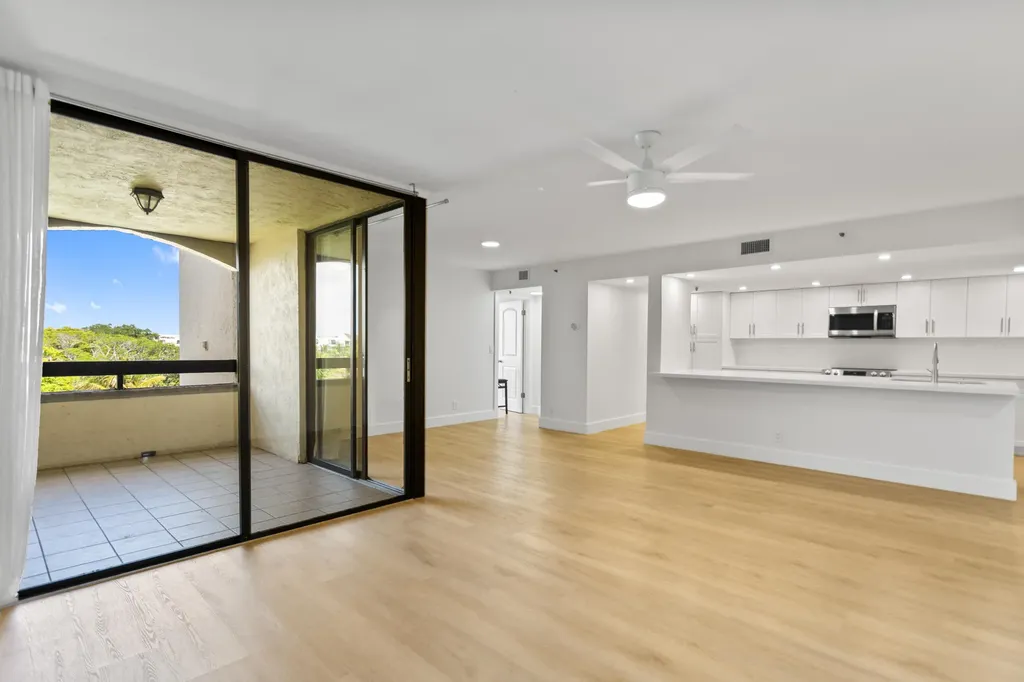 955 Egret Circle Delray Beach FL 33444