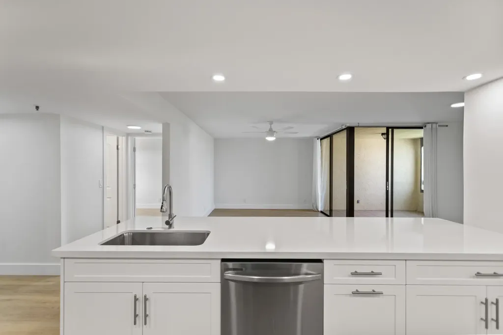 955 Egret Circle Delray Beach FL 33444