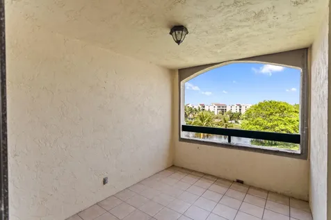 955 Egret Circle Delray Beach FL 33444