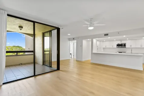 955 Egret Circle Delray Beach FL 33444