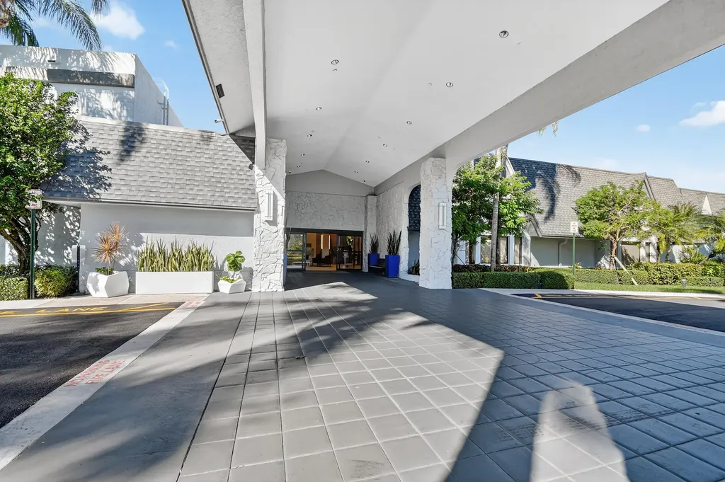14887 Bal Moral Lane Delray Beach FL 33446