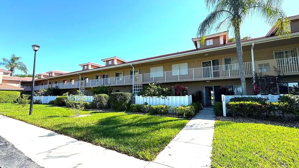 5876 Regal Glen Drive Boynton Beach FL 33437