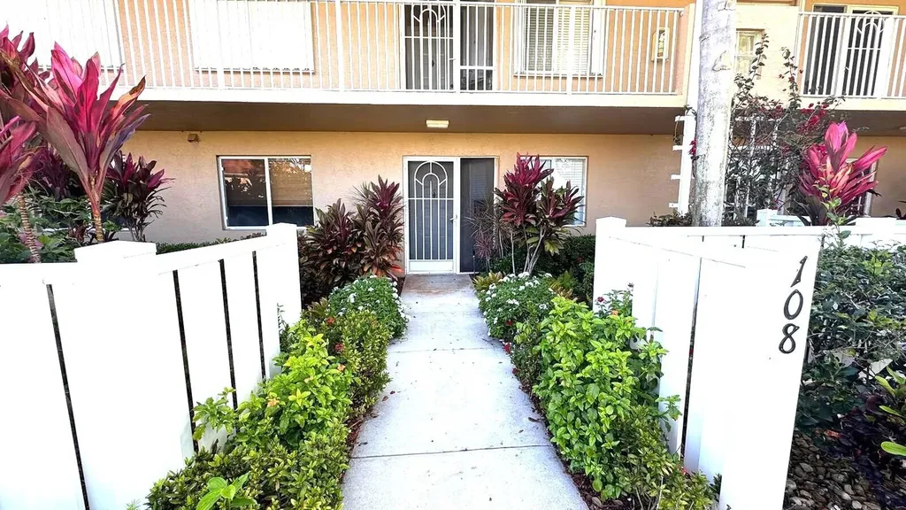 5876 Regal Glen Drive Boynton Beach FL 33437