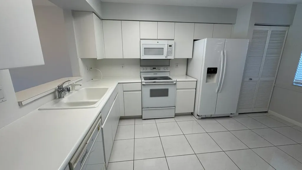 5876 Regal Glen Drive Boynton Beach FL 33437