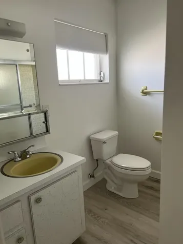 2736 Dudley Drive E West Palm Beach FL 33415