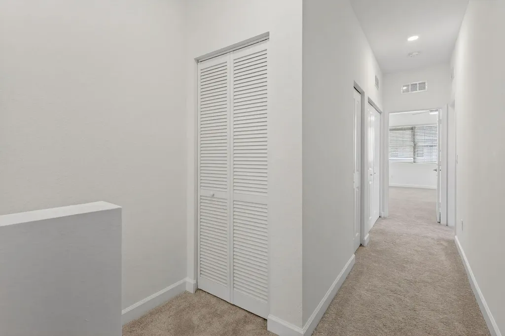 211 SE Woodbark Street Port St Lucie FL 34984