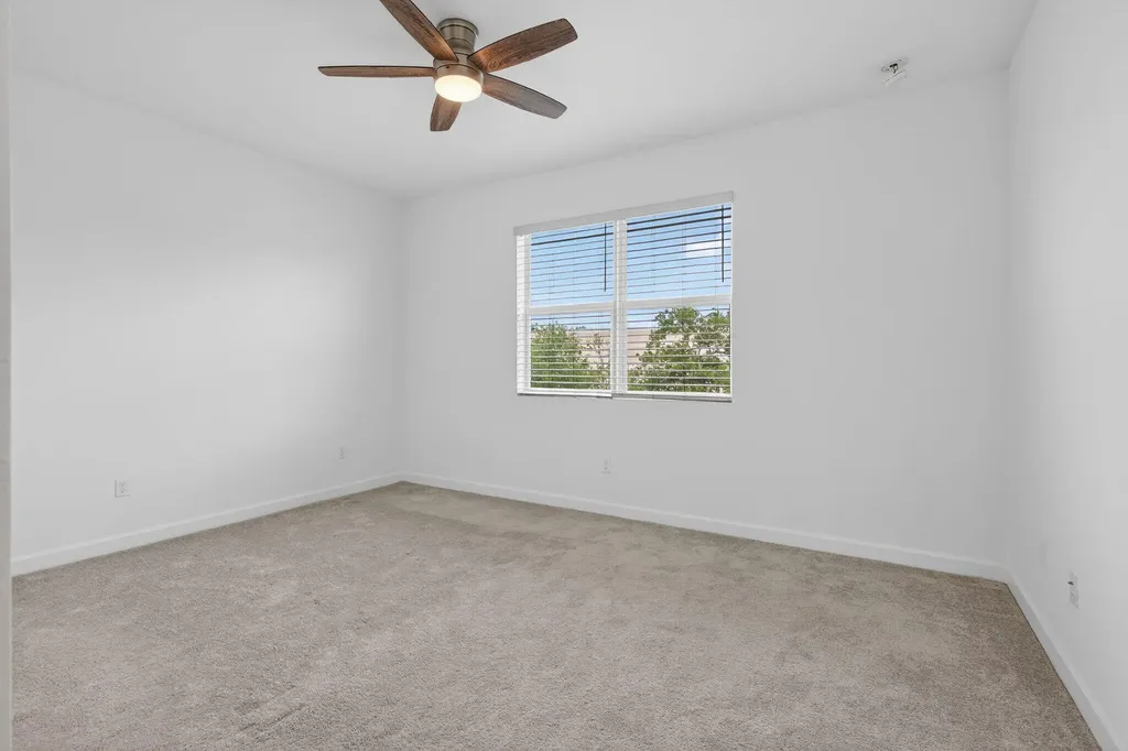 211 SE Woodbark Street Port St Lucie FL 34984
