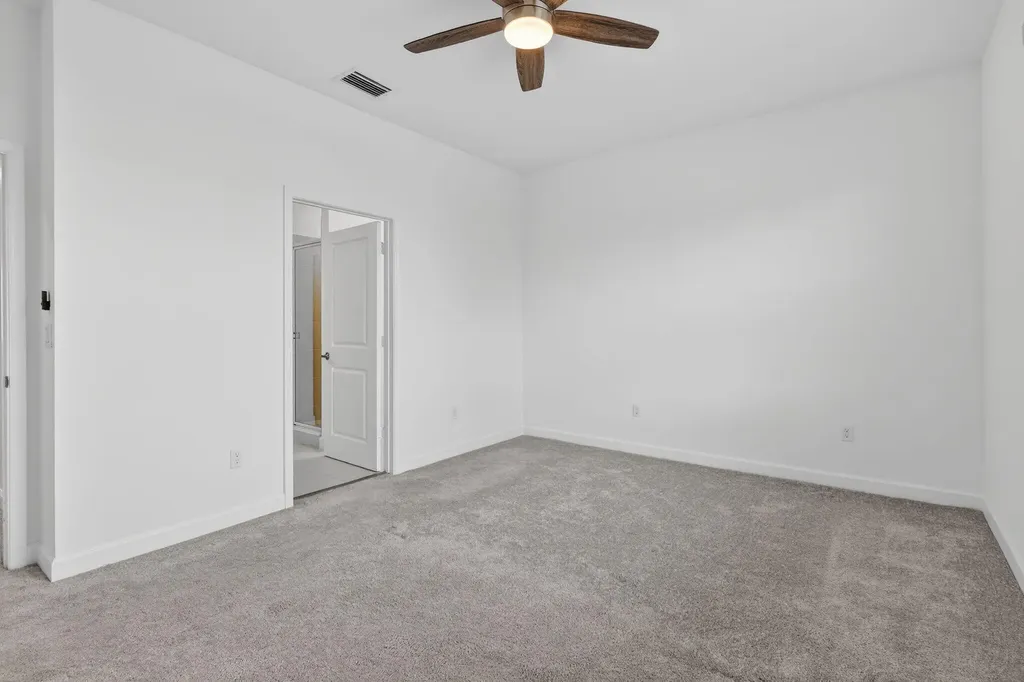 211 SE Woodbark Street Port St Lucie FL 34984