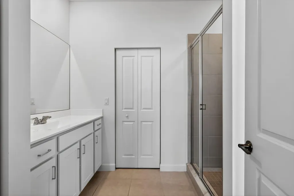 211 SE Woodbark Street Port St Lucie FL 34984