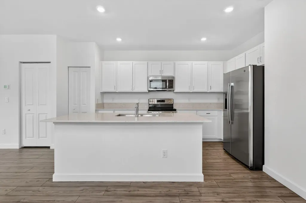 211 SE Woodbark Street Port St Lucie FL 34984