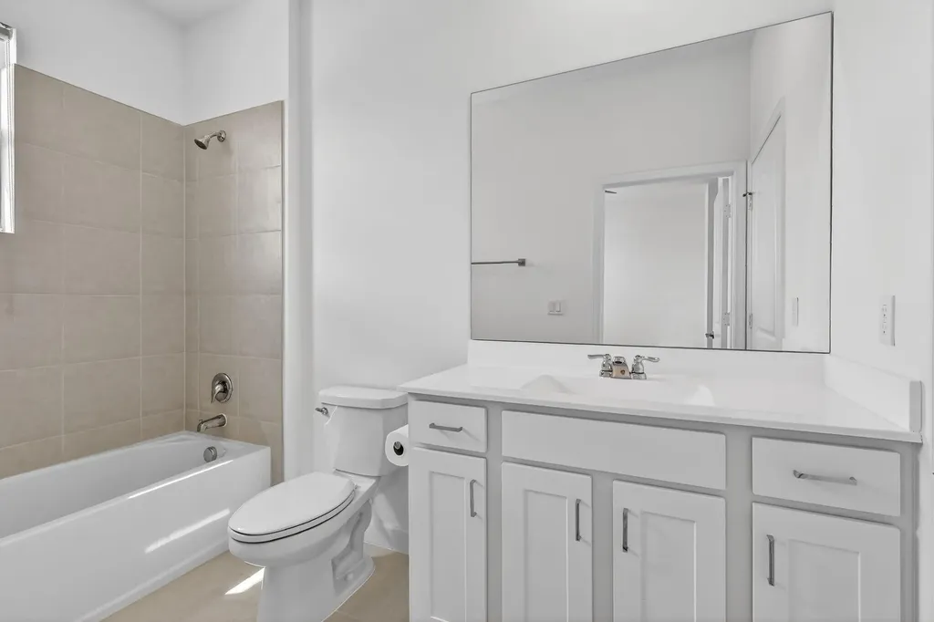 211 SE Woodbark Street Port St Lucie FL 34984