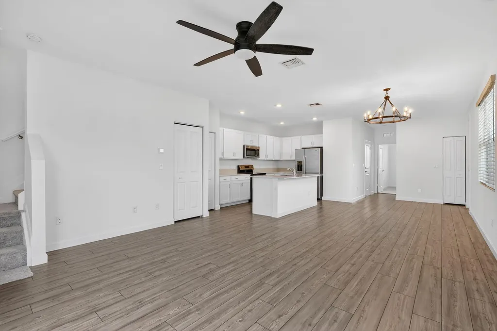 211 SE Woodbark Street Port St Lucie FL 34984