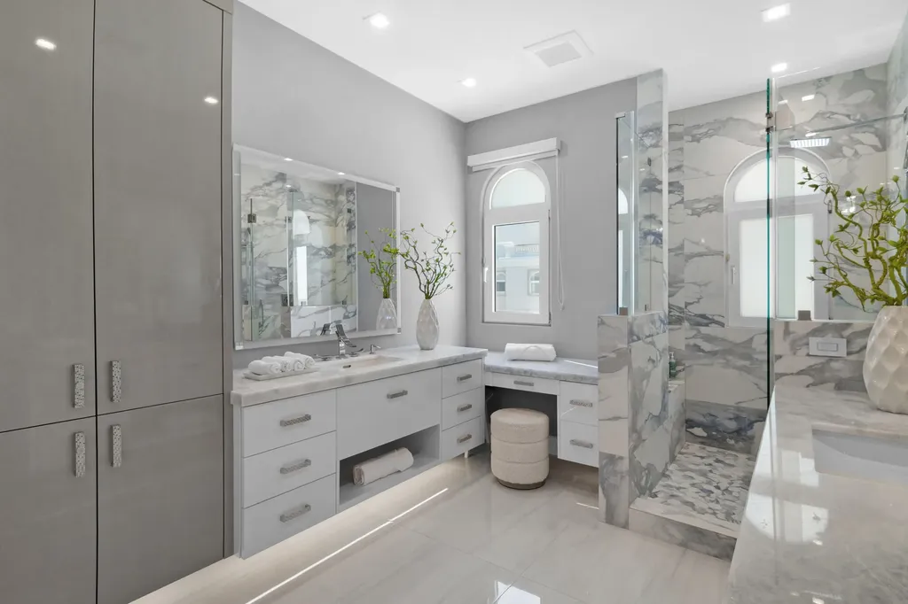 1792 Bay Drive Pompano Beach FL 33062